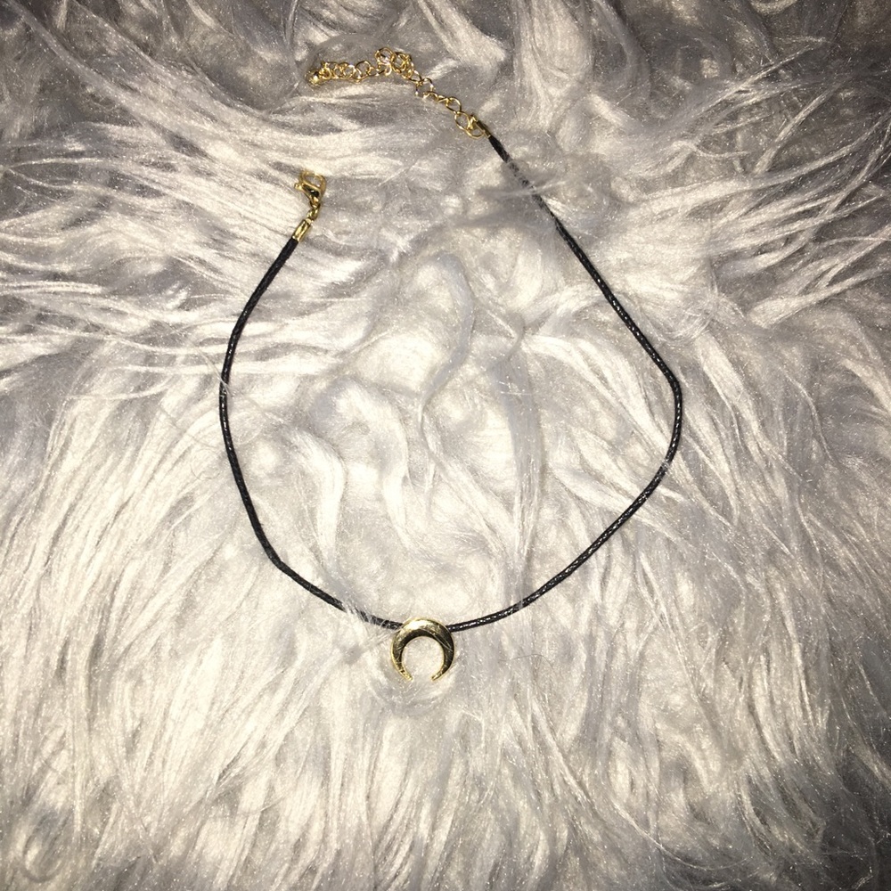 Sexy choker necklace with ✨gold piece ✨